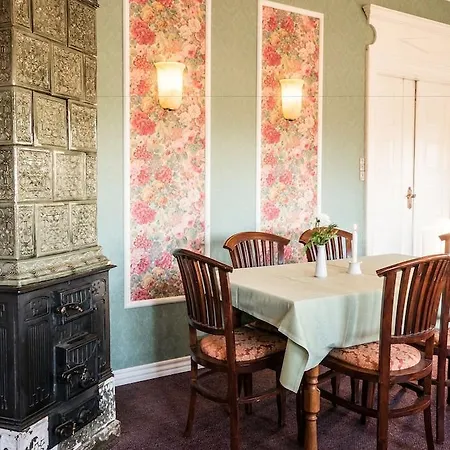 Den Gamle Graensekro Gasthof 3*