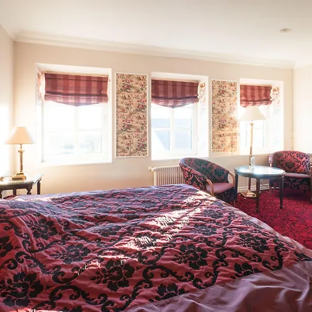 Den Gamle Graensekro Fogadó 3*