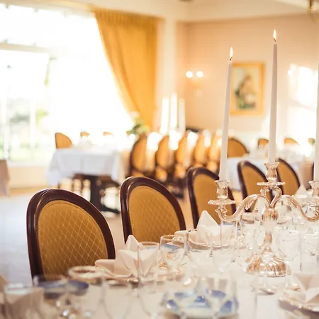 بيت ريفي Den Gamle Graensekro 3*