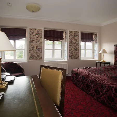 Den Gamle Graensekro 3*