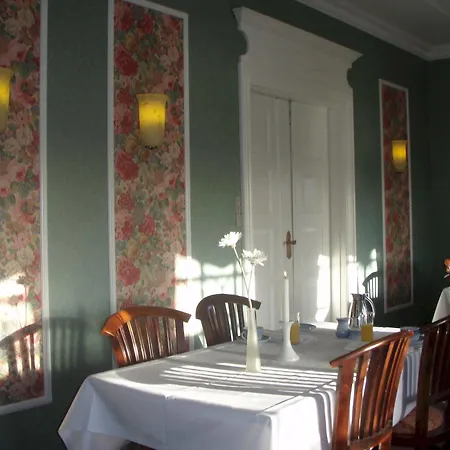 Den Gamle Graensekro 3*