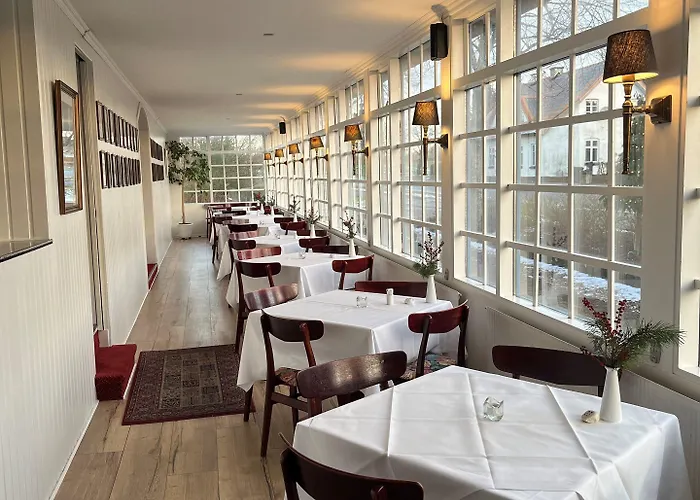 Den Gamle Graensekro Gasthof 3*